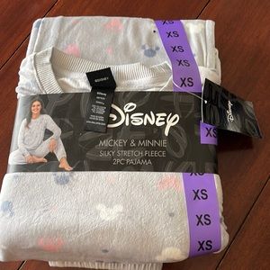 Disney Mickey & Minnie 2PC pajamas size XS
